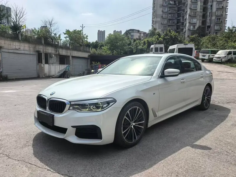 BMW 5-Series, 2020
