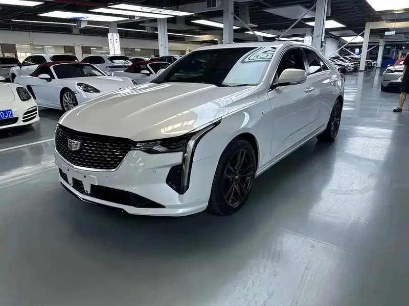 Cadillac CT4 25T Luxury Version, 2023 — фото 1