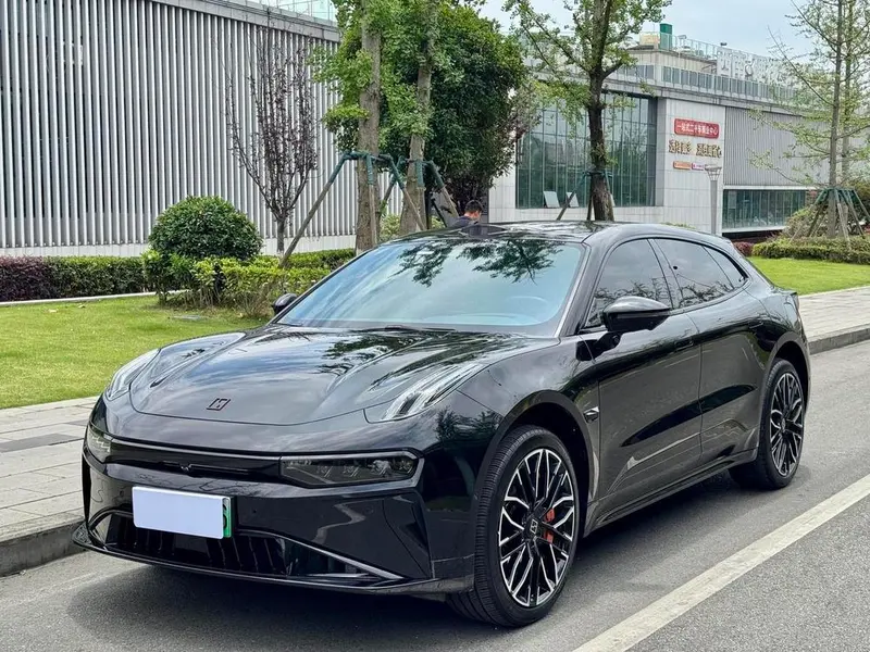 Zeekr 001, 2024