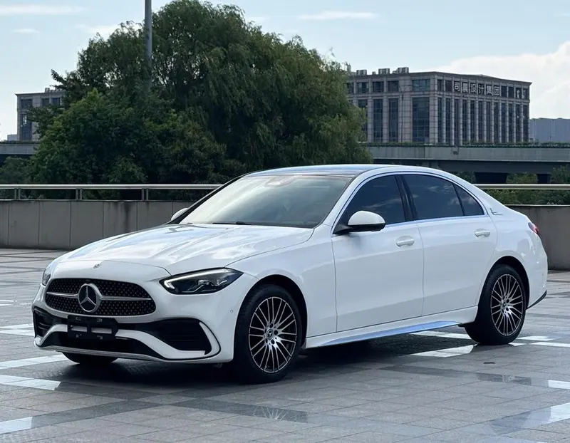 Mercedes-Benz C-Class, 2025