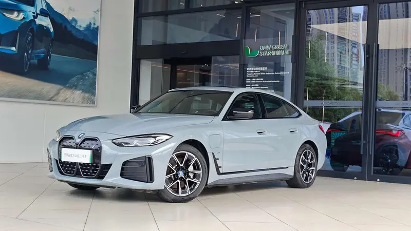 BMW i4, 2023