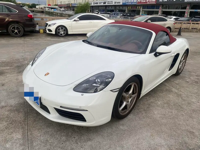 Porsche 718, 2022