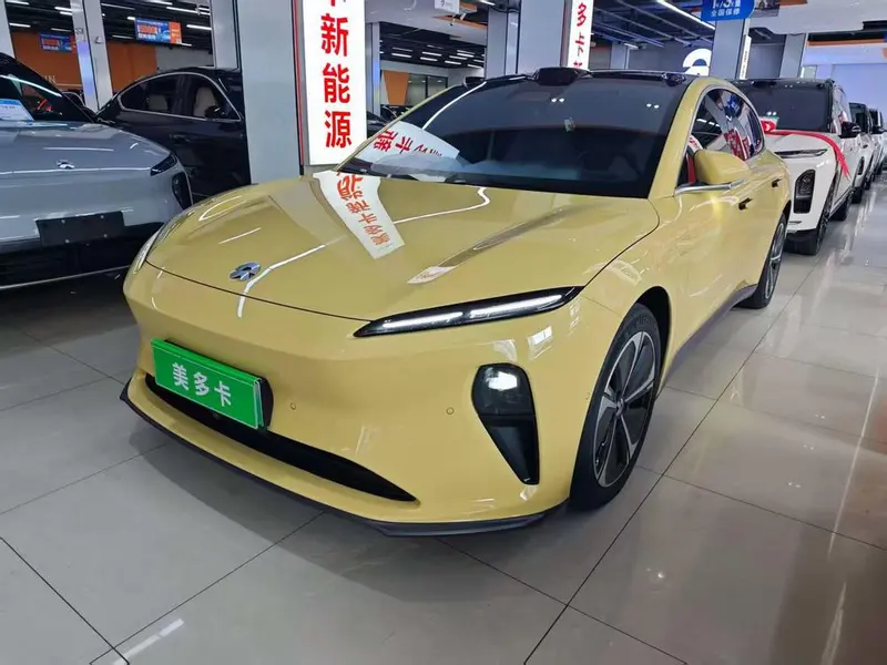 NIO ET5T 75kWh, 2024 — фото 1