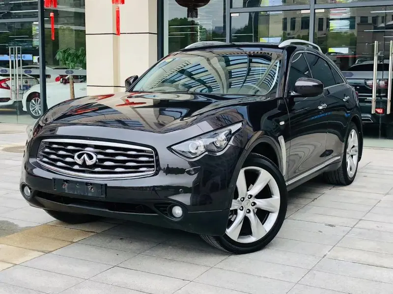 Infiniti FX, 2011