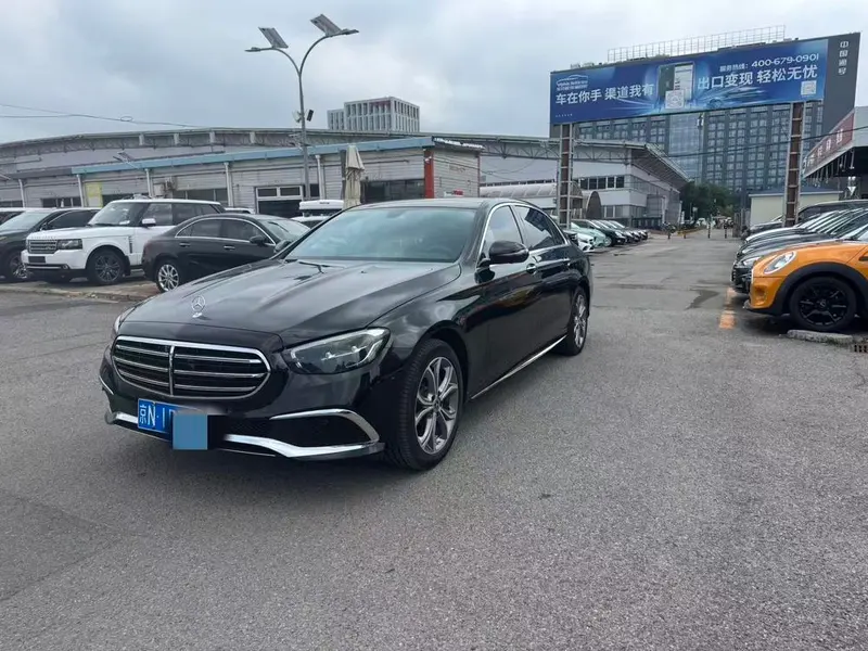 Mercedes-Benz E-Class, 2022
