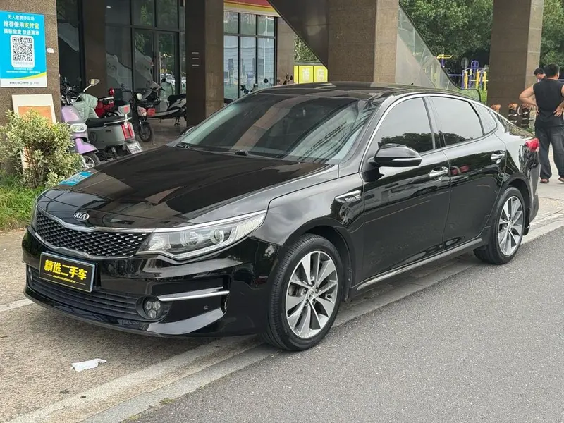 Kia K5, 2016