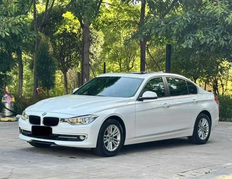 BMW 3-Series, 2015