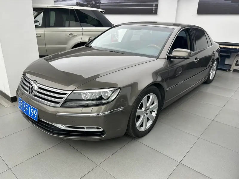Volkswagen Phaeton, 2012