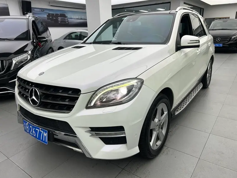 Mercedes-Benz M-Class ML 350 Luxury Version, 2012 — фото 1