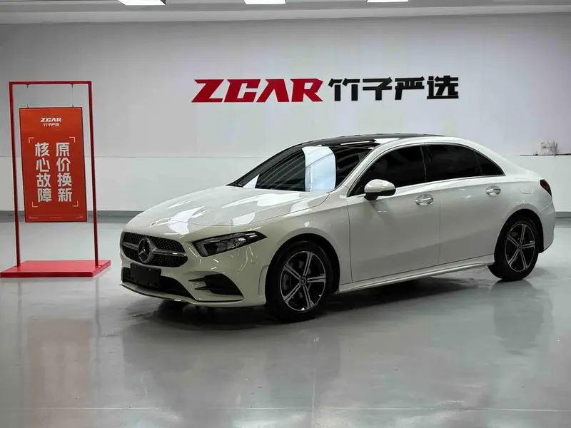 Mercedes-Benz A-Class Facelift A 200 L Sport Fashion Edition, 2022 — фото 1