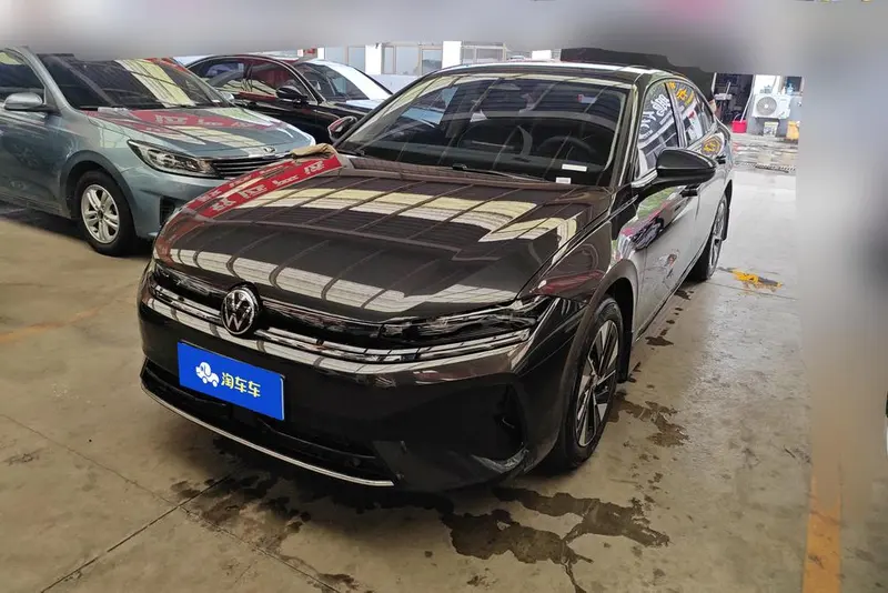 Volkswagen Sagitar L 300TSI DSG Элит, 2026 — фото 1
