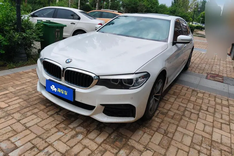BMW 5-Series, 2019