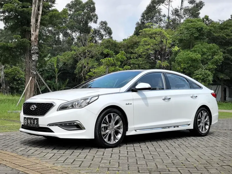 Hyundai Sonata LF, 2015