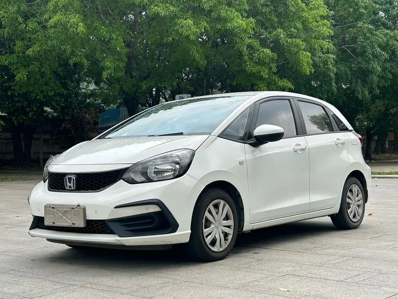 Honda Fit 1.5L CVT Trendy Edition, 2021 — фото 1