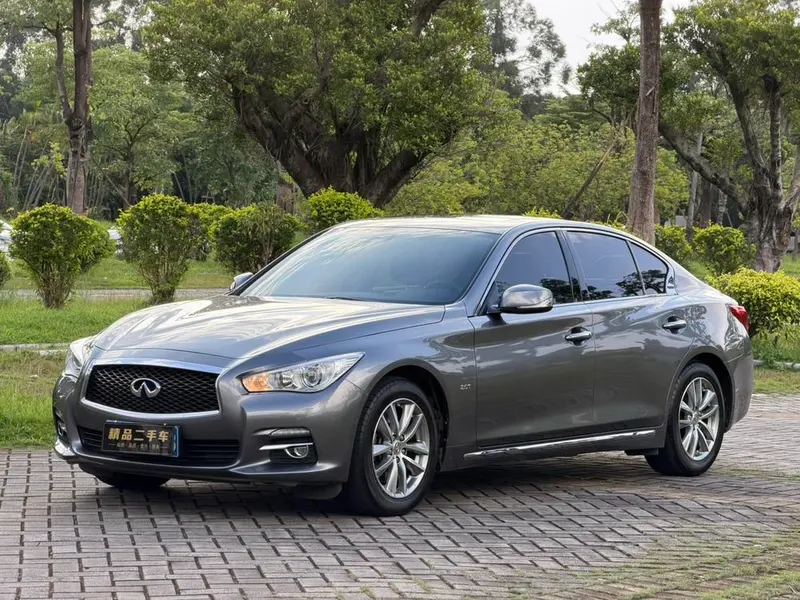 Infiniti Q50L, 2016