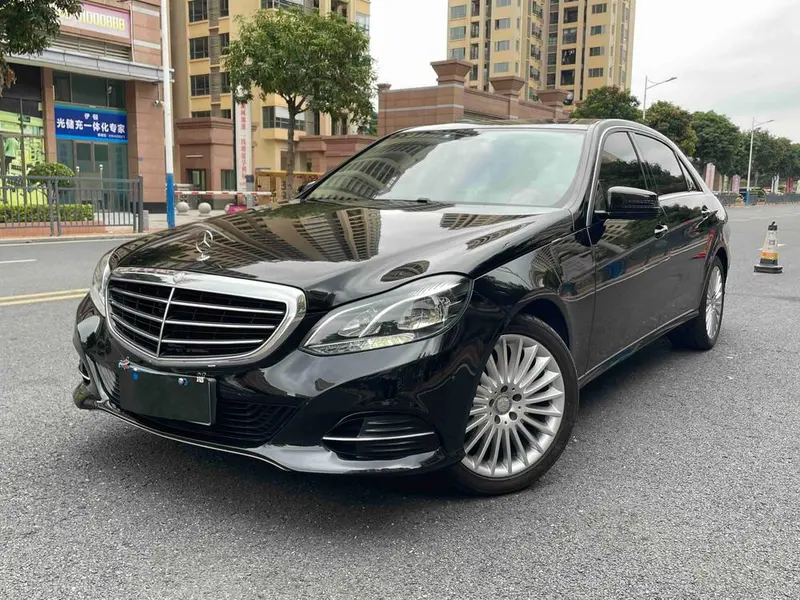 Mercedes-Benz E-Class, 2015