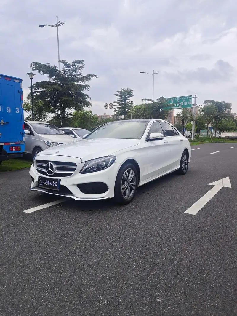 Mercedes-Benz C-Class, 2017