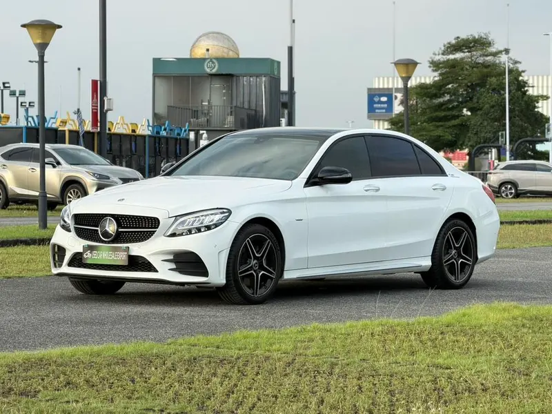 Mercedes-Benz C-Class, 2021