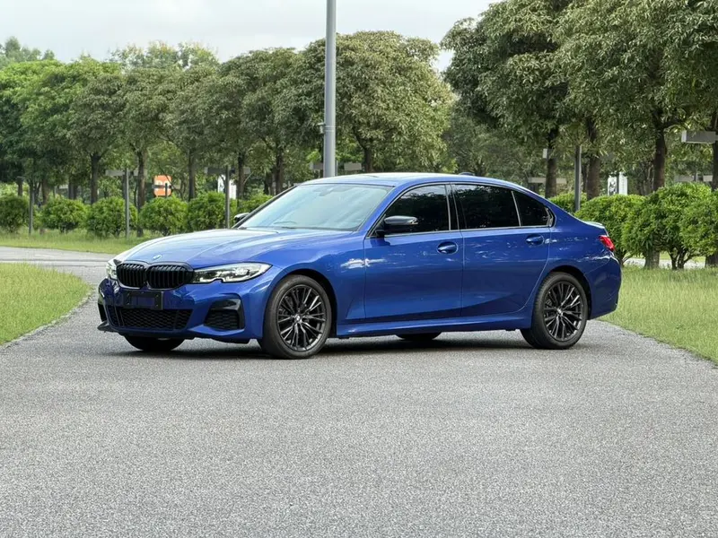 BMW 3-Series, 2021
