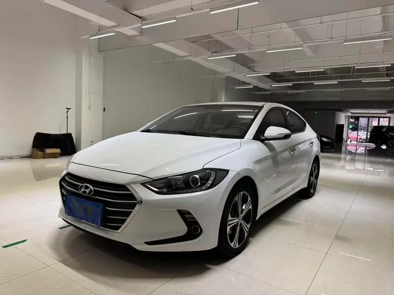 Hyundai Elantra Lingdong, 2018