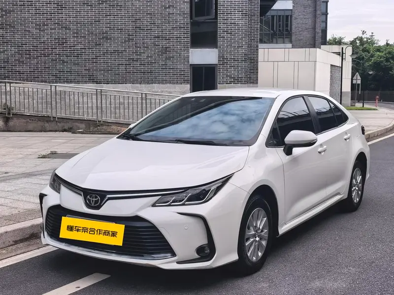 Toyota Corolla 1.2T S-CVT PLUS Edition, 2022 — фото 1
