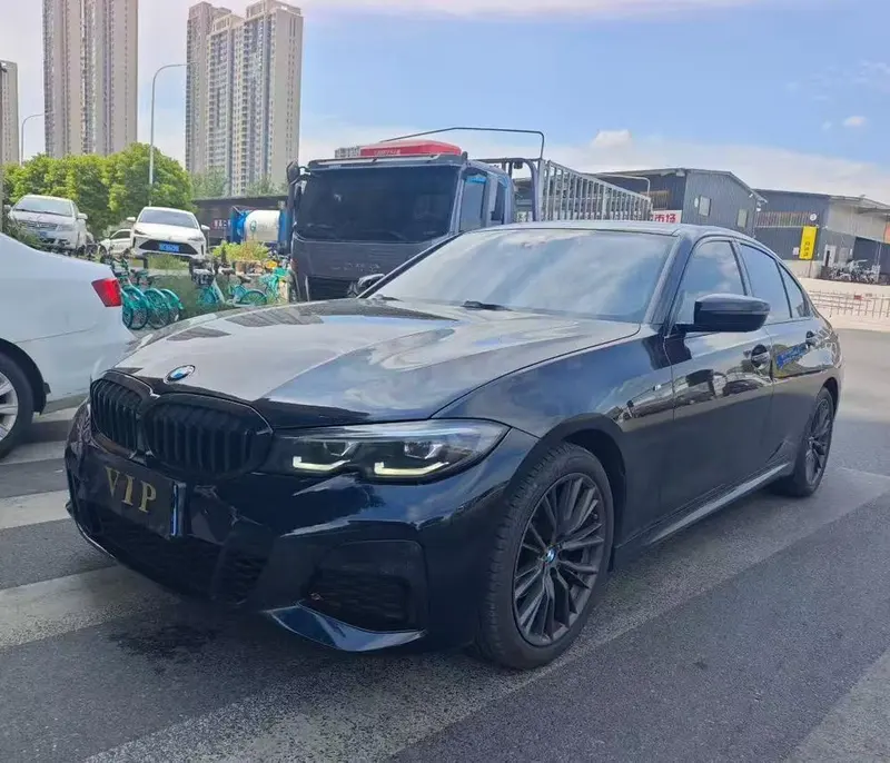 BMW 3-Series, 2022