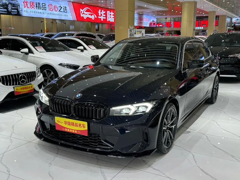 BMW 3-Series, 2023