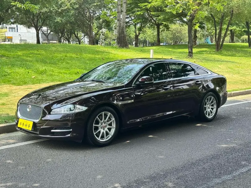 Jaguar XJ, 2014