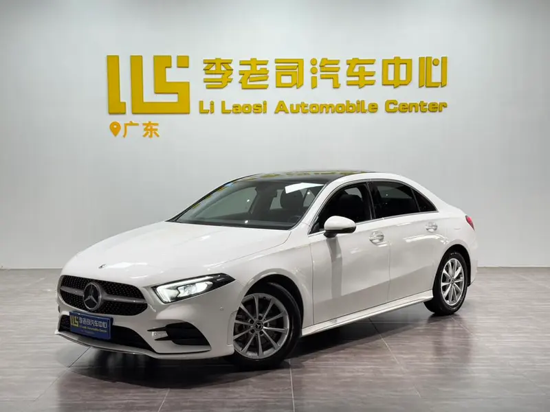 Mercedes-Benz A-Class Facelift A 200 L Sport Fashion Version, 2020 — фото 1