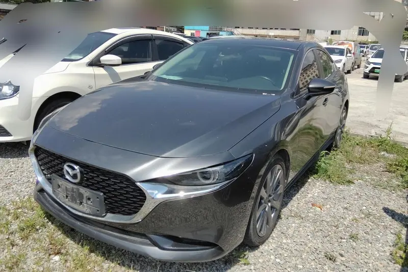 Mazda 3 Axela, 2021