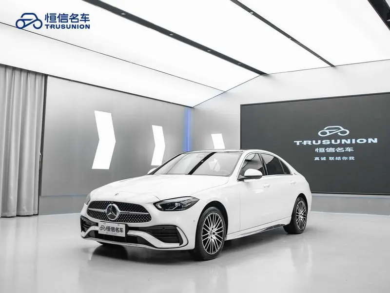Mercedes-Benz C-Class, 2024