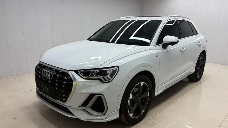 Audi Q3 35 TFSI Fashion Version, 2022 — фото 1