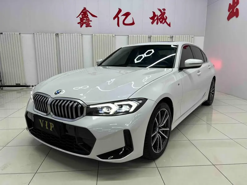 BMW 3-Series, 2023