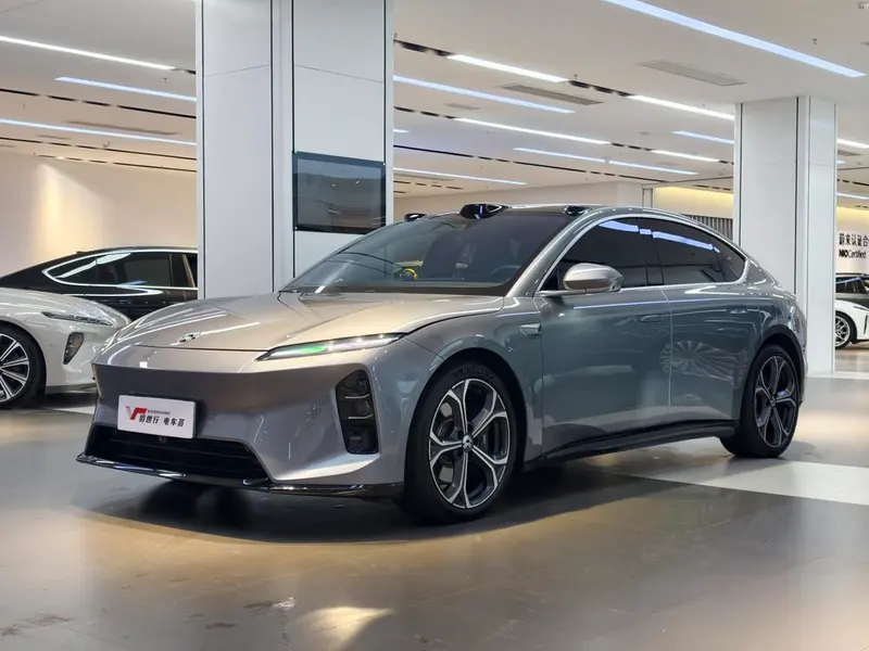 NIO ET5, 2025