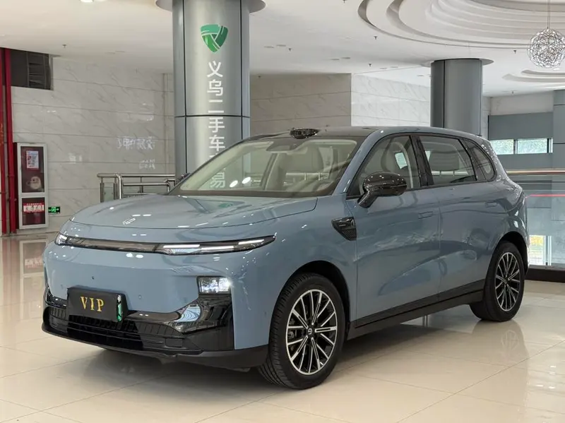 Leapmotor B10 510 Lidar Edition, 2025 — фото 1