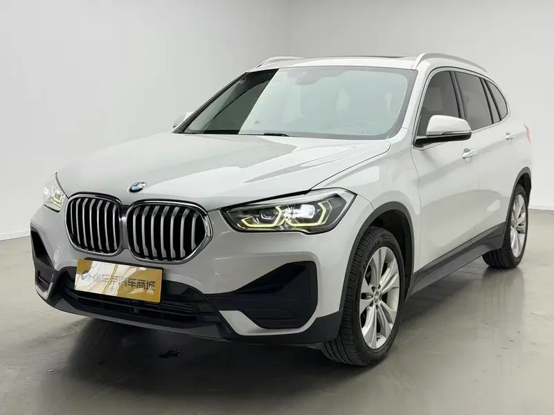 BMW X1 sDrive20Li Fashion Version, 2020 — фото 1