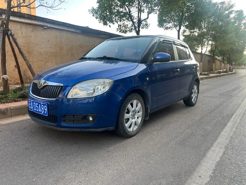 Skoda Fabia, 2011