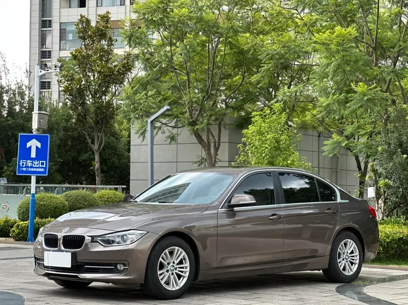 BMW 3-Series, 2013