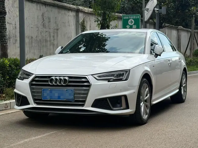 Audi A4L 40 TFSI Fashion Version CN6, 2019 — фото 1