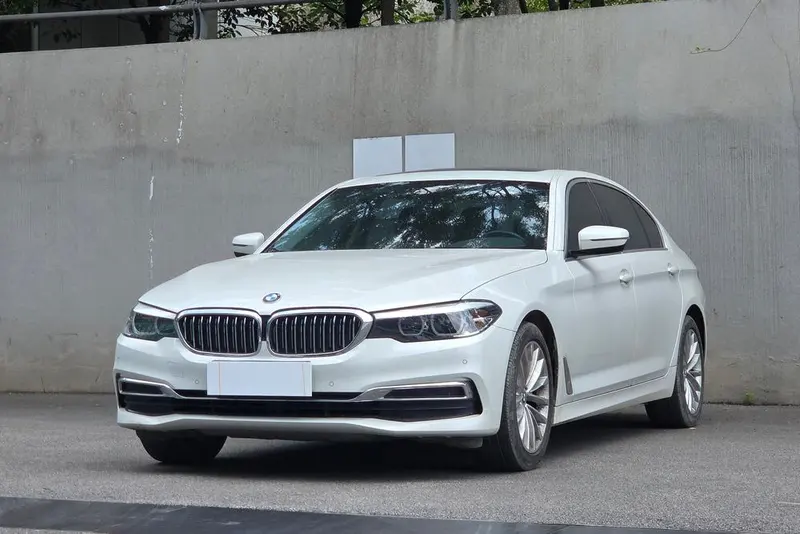 BMW 5-Series, 2020