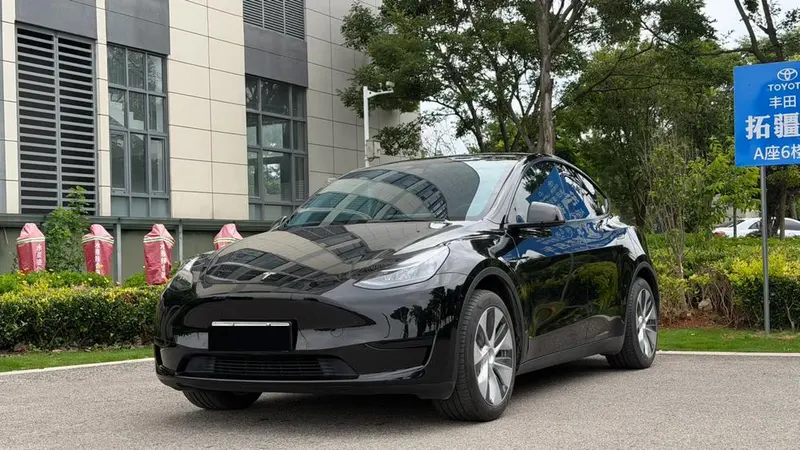 Tesla Model Y Facelift Edition, 2022 — фото 1