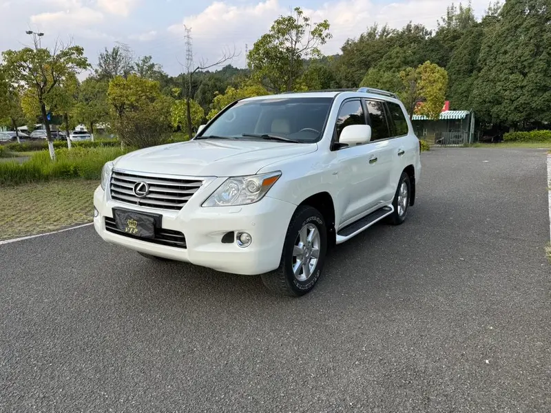 Lexus LX, 2007