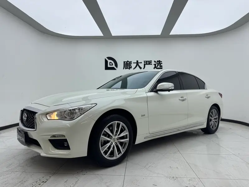 Infiniti Q50L, 2021
