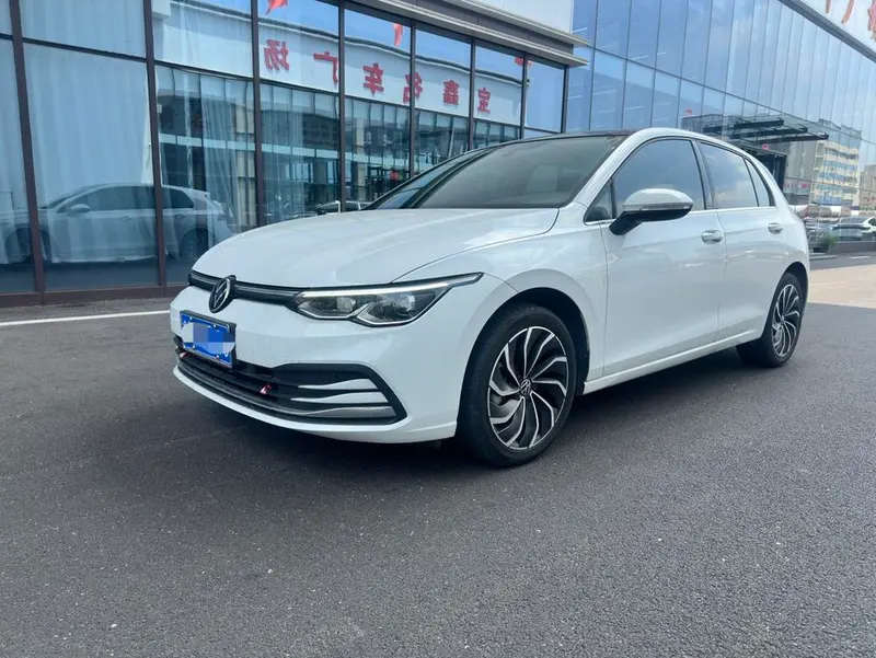 Volkswagen Golf 280TSI DSG Pro, 2023 — фото 1