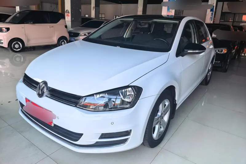 Volkswagen Golf 230TSI Auto Comfort Anniversary Edition, 2017 — фото 1