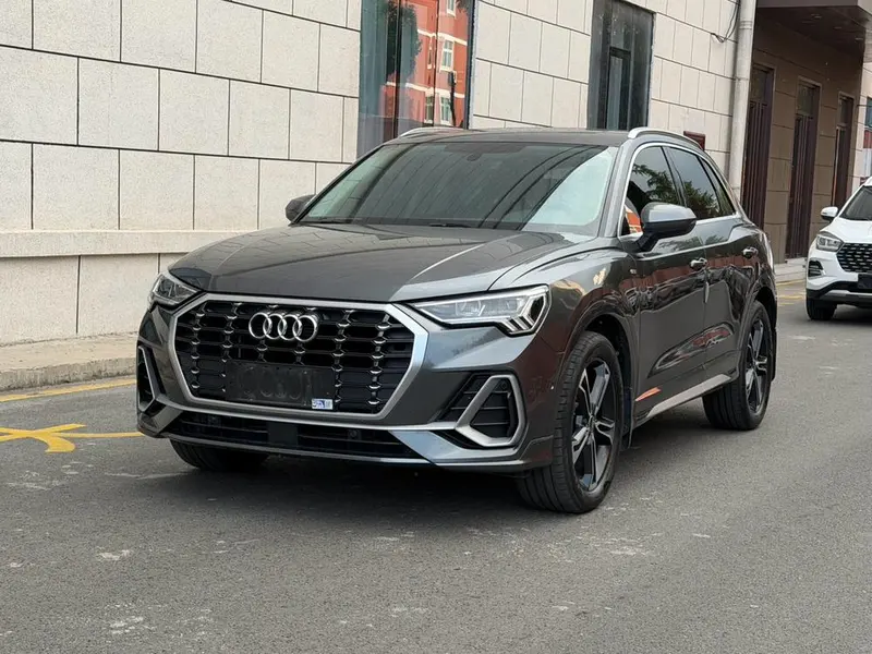 Audi Q3, 2022