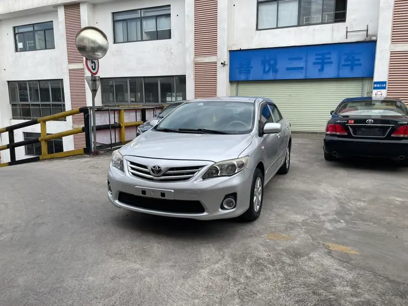 Toyota Corolla 1.6L Manual GL, 2011 — фото 1