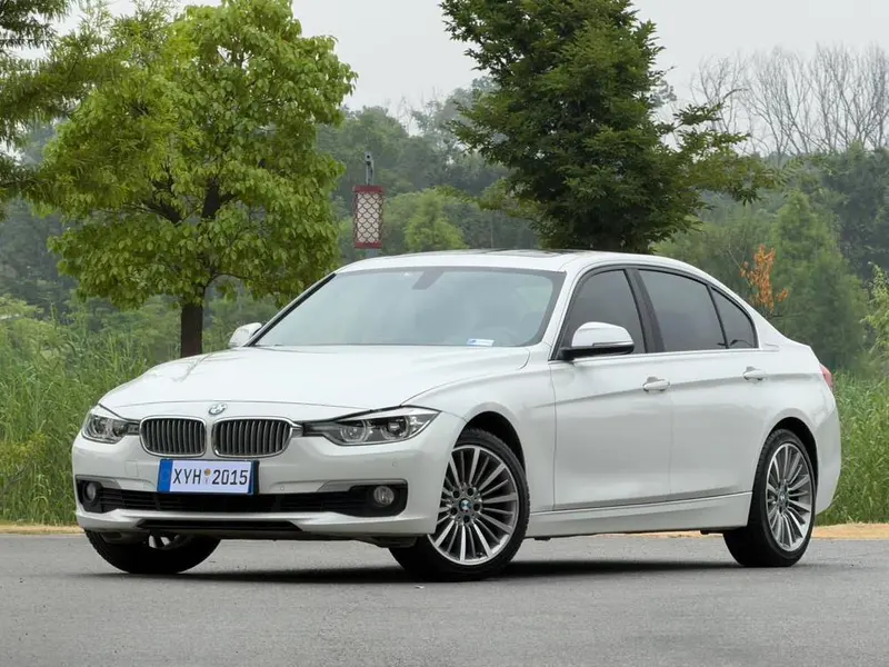 BMW 3-Series, 2019