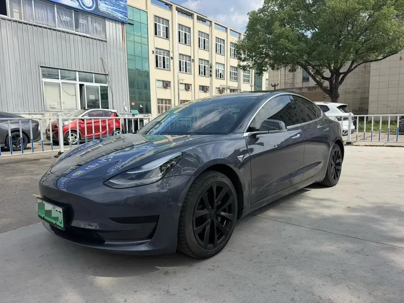 Tesla Model 3, 2020