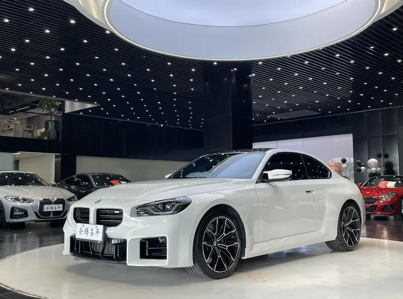 BMW M2, 2024